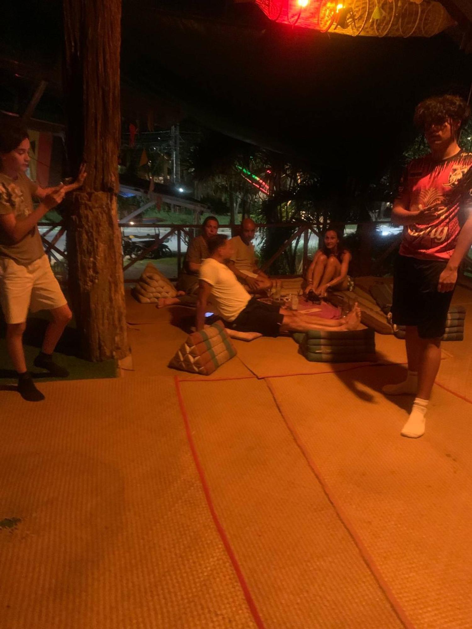 The Lazy Bar Guest House Ao Nang Εξωτερικό φωτογραφία